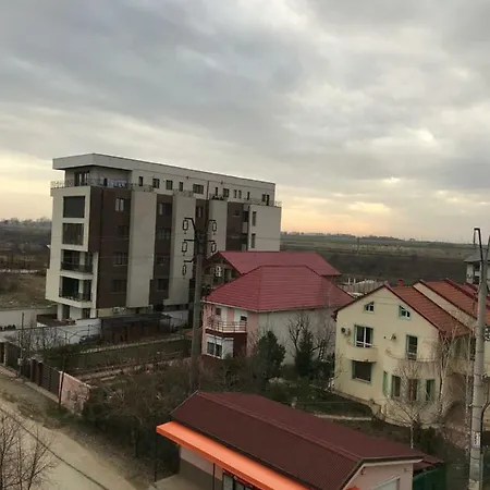 Apartament Rares * Mamaja