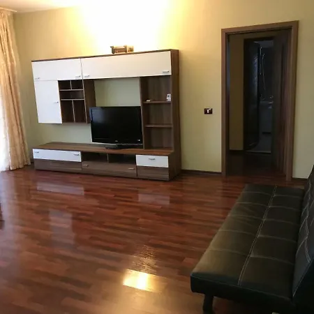 Apartament Rares 马马亚